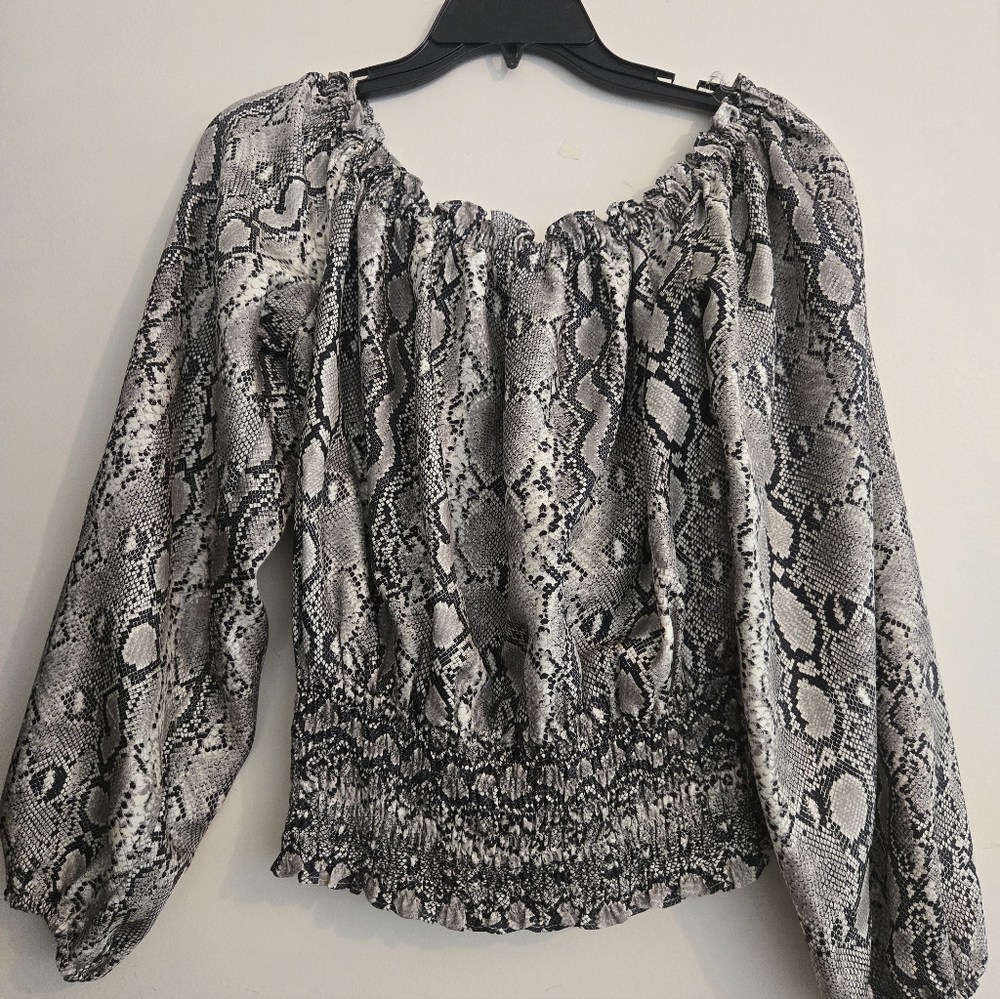 Michael KorsSnake Print Off-Shoulder Smocked Waist Women's Top - Black & White